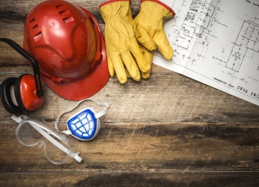 Улучшение условий и повышение безопасности на рабочем месте обеспечивается благодаря принимаемым специальным мерам по охране труда. Какими они быва...